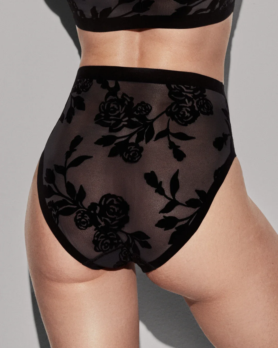 Madam Royale Sheer High Cut - Image 3
